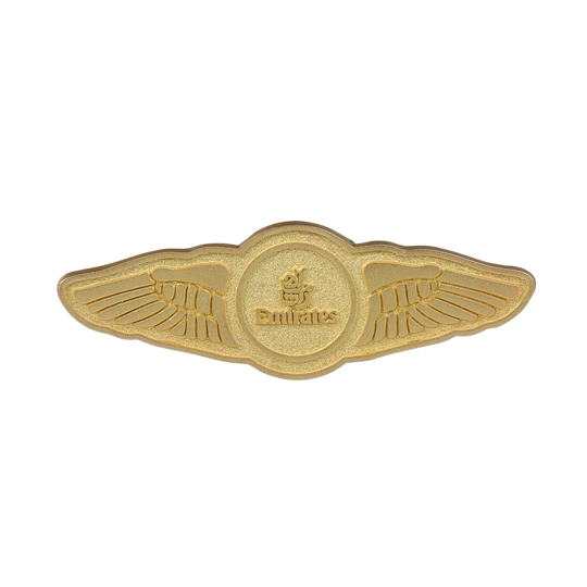 emirates-magnetic-wings-badge-hs-code-8308100000-emirates-official